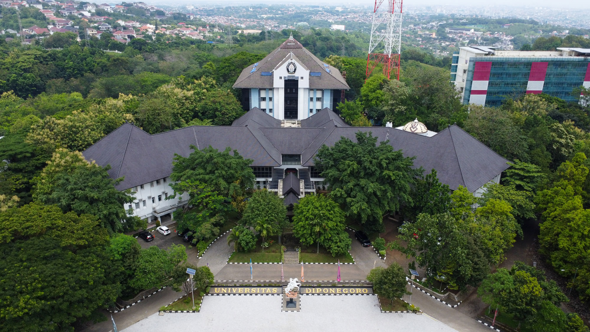 Universitas Diponegoro