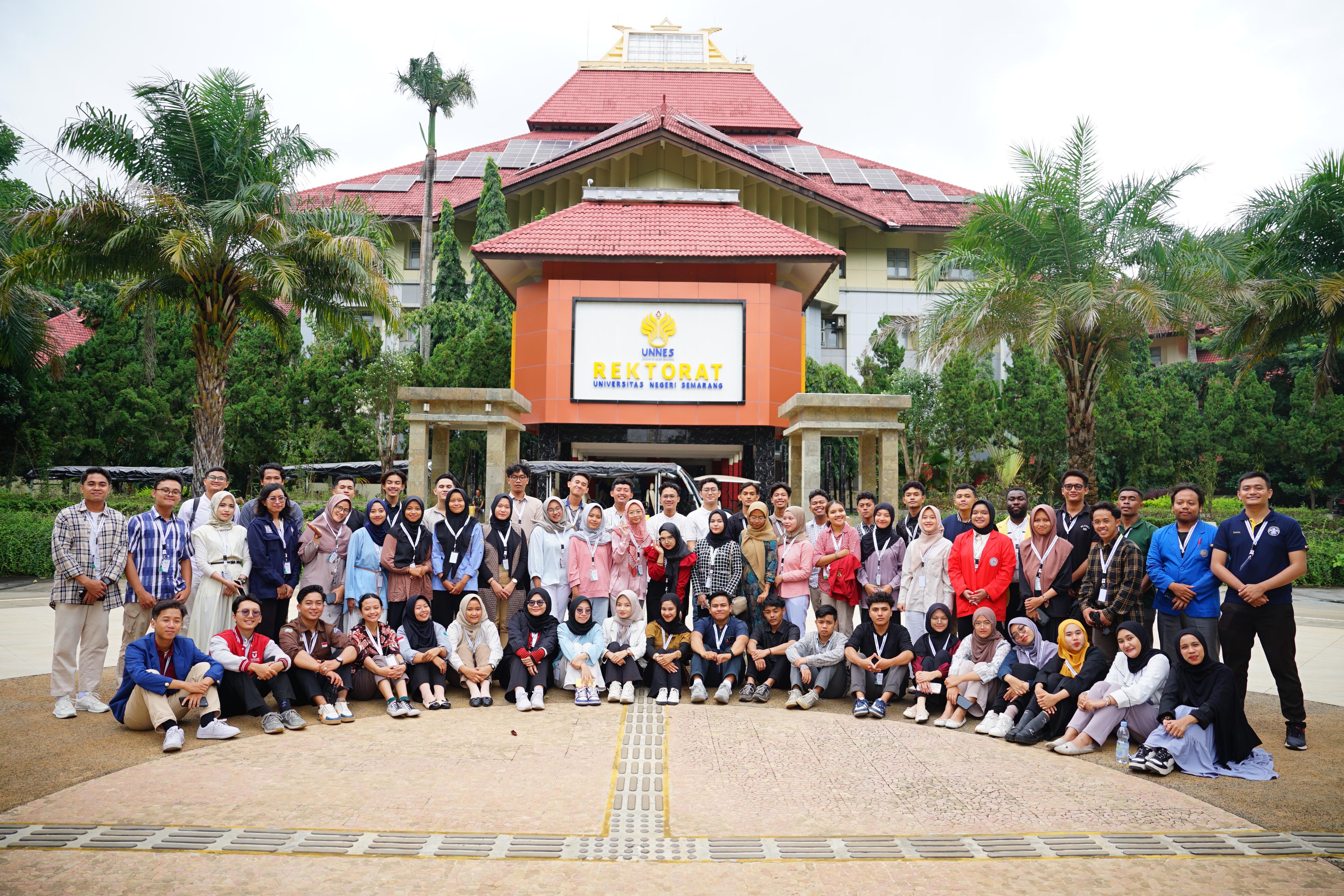 Shaping Tomorrow's Sustainability Leaders Today: The 4th National Student Leaders on Sustainability Meeting (NSLSM) at Universitas Negeri Semarang
