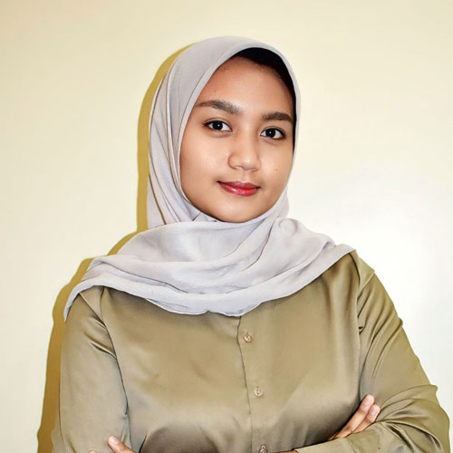 Elza Yunita Anwar, S.I.A