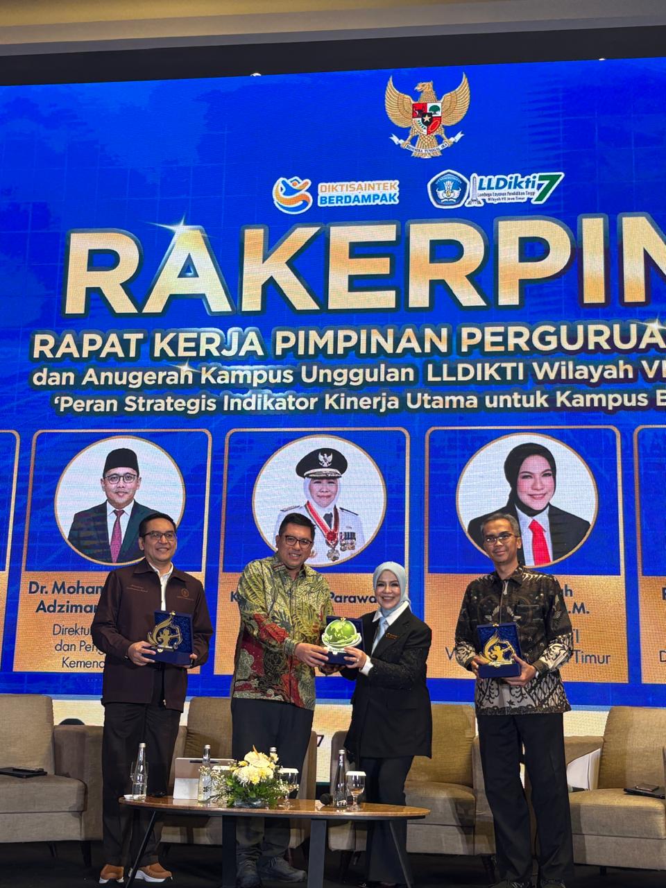 UI GreenMetric Participated as Keynote Speaker at the LLDIKTI Wilayah VII Leadership Work Meeting
